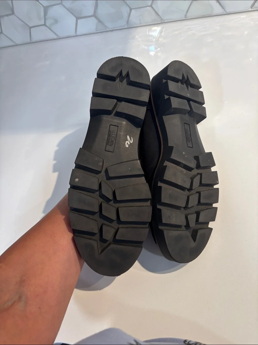 Gunner Lug Sole Platform Penny Loafer